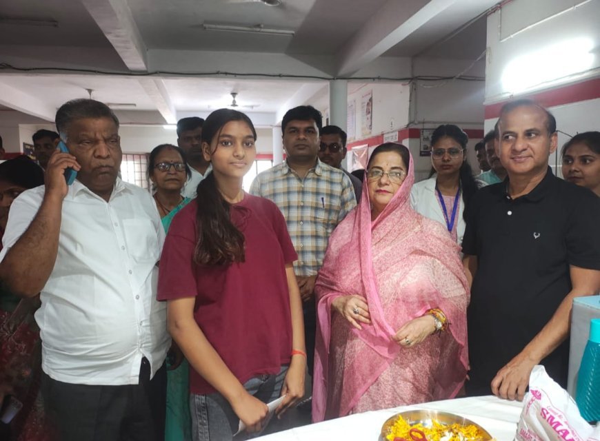 प्रतापगढ़ में सर्वाइकल कैंसर के खिलाफ महाअभियान: किशोरियों को सुरक्षा कवच देने के लिए एचपीवी वैक्सीनेशन शुरू