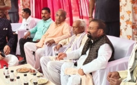 अपनी जनता पार्टी के अध्यक्ष स्वामी प्रसाद मौर्य का चकवड़ में भव्य स्वागत