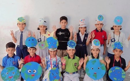 अवध कॉलेजिएट में 'पृथ्वी दिवस' की धूम: नौनिहालों ने लिए पर्यावरण संरक्षण के संकल्प