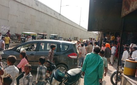 कौशाम्बी: चाकवन चौराहे पर तेज रफ्तार कार ने ई-रिक्शा को रौंदा, मची अफरा-तफरी