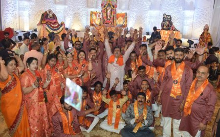 कानपुर: 'जय बालाजी' के जयकारों से गुंजायमान हुआ नाना राव पार्क, 10वें वार्षिकोत्सव में उमड़ा श्रद्धा का सैलाब