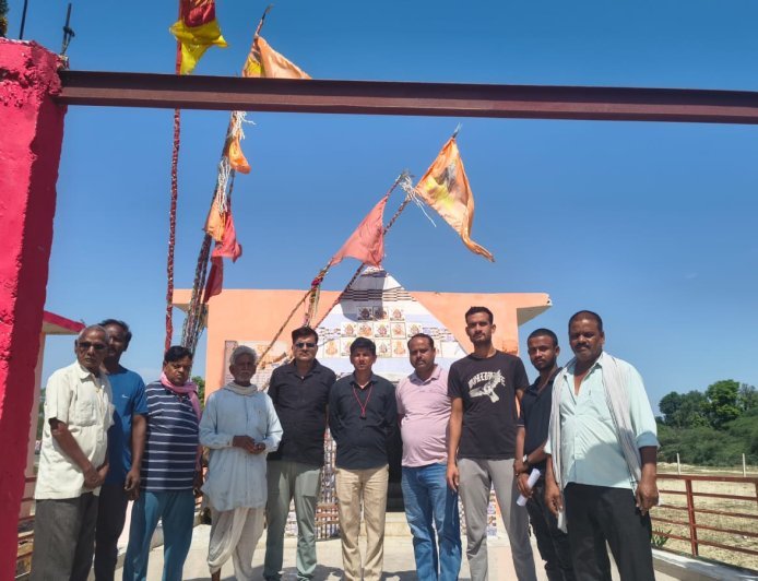 आस्था पर प्रहार: मानिकपुर में बेखौफ चोरों ने मंदिर का घंटा और दुकान खंगाली, पुलिस गश्त की खुली पोल