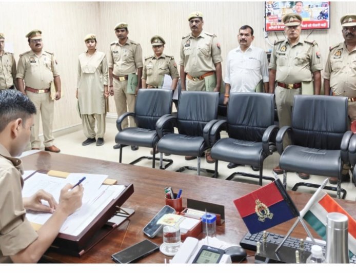 कौशाम्बी: एसपी सत्य नारायण प्रजापत का 'साप्ताहिक एक्शन प्लान'