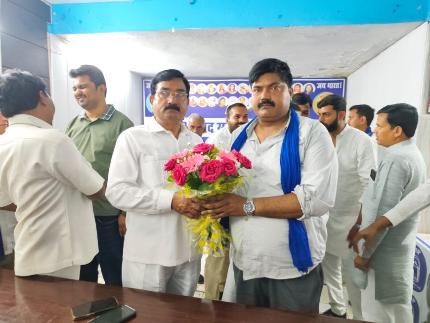 विनोद गौतम बने आजाद समाज पार्टी के लखनऊ मंडल प्रभारी, 2027 में सत्ता परिवर्तन का किया शंखनाद