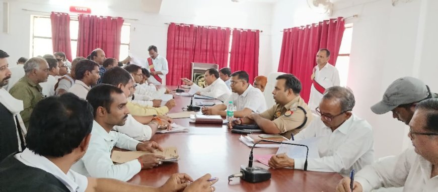 कुंडा तहसील में समाधान दिवस की धूम: 170 फरियादियों ने लगाई गुहार, एसडीएम ने दिए त्वरित कार्रवाई के निर्देश