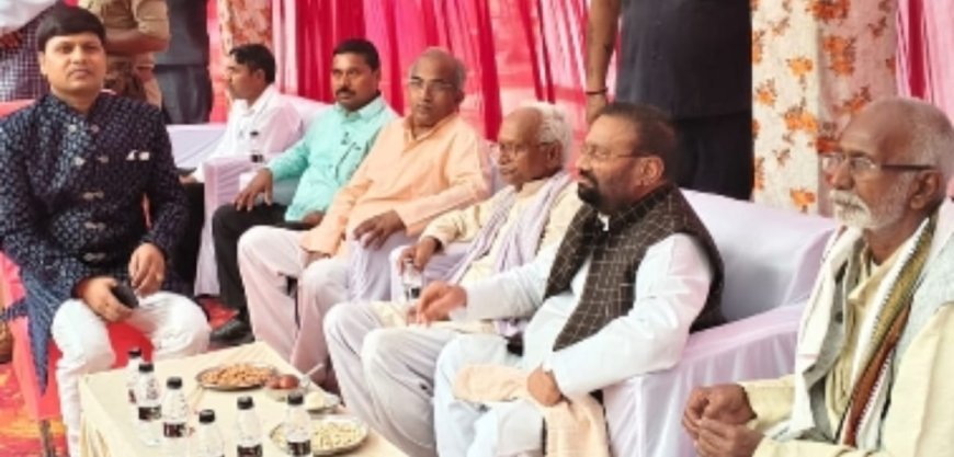 अपनी जनता पार्टी के अध्यक्ष स्वामी प्रसाद मौर्य का चकवड़ में भव्य स्वागत