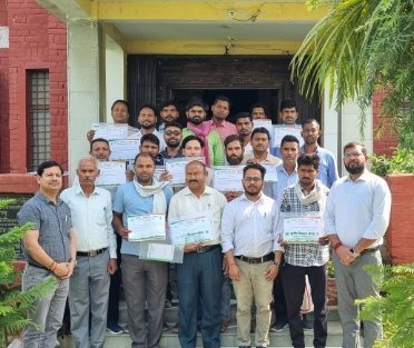 पांच दिवसीय प्रशिक्षण संपन्न, वैज्ञानिक तरीके से बकरी पालन कर आत्मनिर्भर बनेंगे किसान