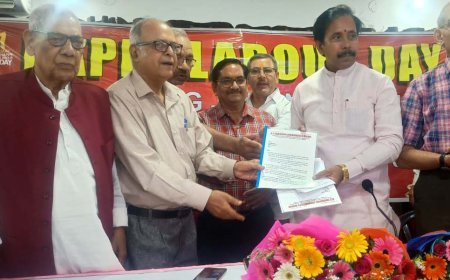 मई दिवस पर पत्रकारों का शक्ति प्रदर्शन: न्यूनतम पेंशन ₹5000 करने के लिए दिल्ली में दस्तक देंगे श्रम मंत्री अनिल राजभर