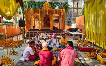 मानिकपुर नगर पंचायत परिसर में पंचमुखी हनुमान मंदिर प्राण प्रतिष्ठा शुरू, आज निकलेगी भव्य शोभायात्रा