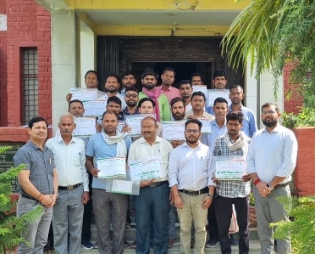 पांच दिवसीय प्रशिक्षण संपन्न, वैज्ञानिक तरीके से बकरी पालन कर आत्मनिर्भर बनेंगे किसान