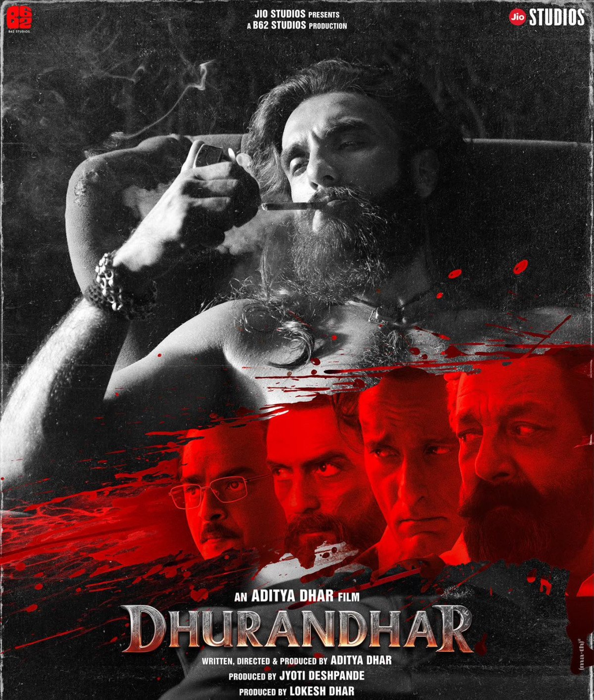फिल्म धुरंधर ने पारंपरिक समय-सीमा को तोड़ते हुए 4 मिनट से लंबा ट्रेलर रिलीज कर सबको हैरान कर दिया।