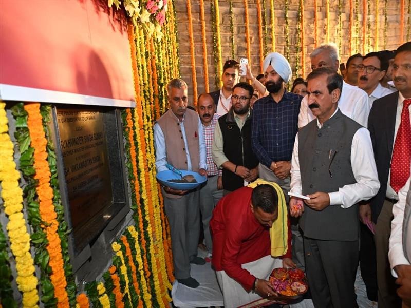 सीएम ने 246 करोड़ के अंडरग्राउंड डक्ट प्रोजेक्ट का किया शिलान्यास