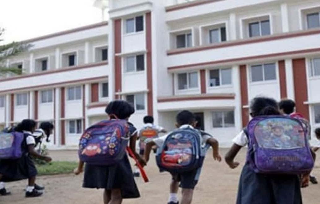 यूपी के स्कूलों में अब लागू होगा 'हीट एक्शन प्लान', योगी सरकार ने जारी की नई गाइडलाइन