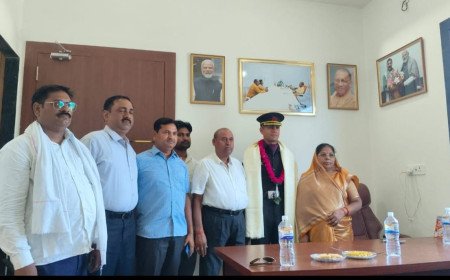सेना में लेफ्टिनेंट बने योगेश शुक्ला का मानिकपुर में भव्य स्वागत