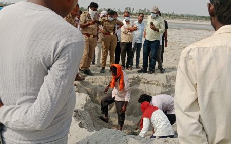 कौशाम्बी: तीन महीने बाद जिलाधिकारी के आदेश पर खोदी गई कब्र, लेकिन अंदर से गायब मिली विवाहिता की लाश; इलाके में सनसनी