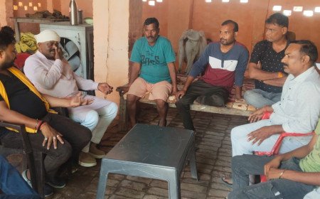 पूर्व प्रधान निर्भय सिंह के निधन पर कांग्रेस के पूर्व प्रत्याशी सुरेंद्र कुमार ने जताया गहरा शोक