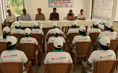 Ambedkarnagar जिला कारागार में महिला बंदियों के लिए ब्यूटी पार्लर प्रशिक्षण शुरू
