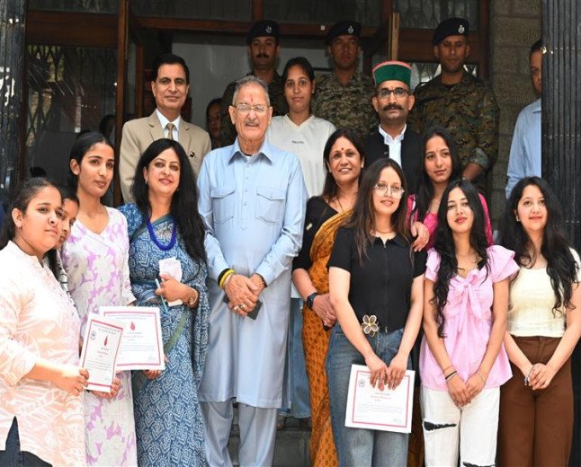 राज्यपाल ने युवाओं से जन कल्याणकारी योजनाओं में सक्रिय भागीदारी का किया आह्वान