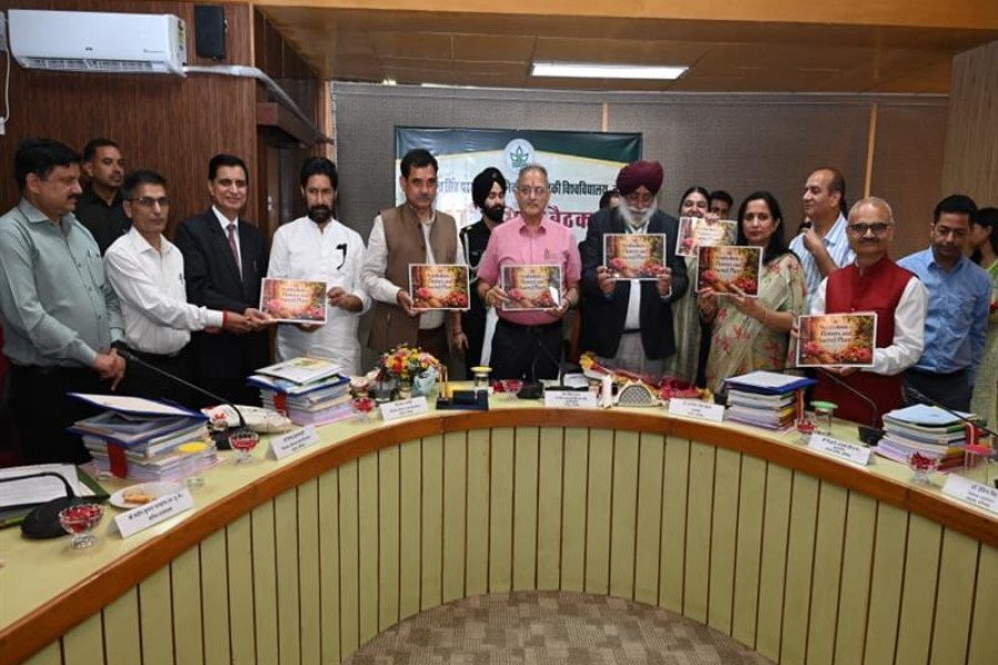 राज्यपाल ने वाईएस परमार औद्यानिकी एवं वानिकी विश्वविद्यालय सीनेट बैठक की