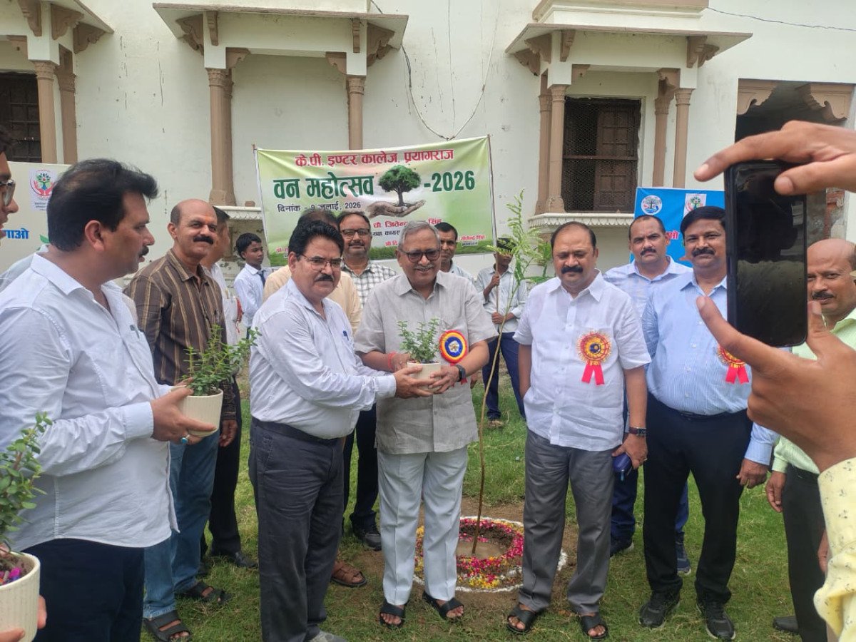 'ग्लोबल वार्मिंग से जंग का एकमात्र हथियार है वृक्षारोपण