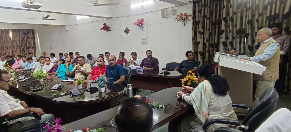  डॉ. श्यामा प्रसाद मुखर्जी की 125वीं जयंती पर बोले यूपीआरटीओयू के कुलपति प्रो. सत्यकाम