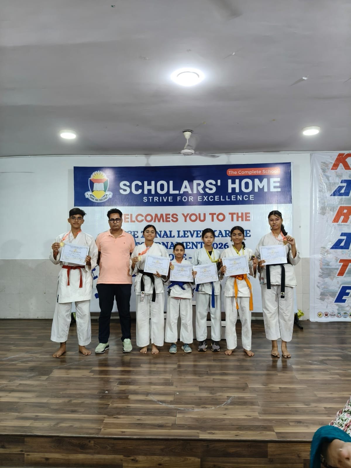 सीआईएससीई जोनल कराटे प्रतियोगिता में लखनऊ पब्लिक स्कूल के छात्रों ने जीते 6 पदक