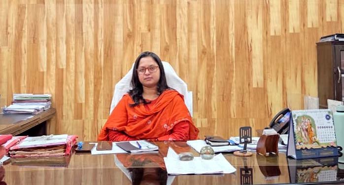 विशिष्ट रेल सेवा पुरस्कार' से सम्मानित शीरत फातिमा ने संभाला वरिष्ठ मंडल वाणिज्य प्रबंधक (फ्रेट) का कार्यभार