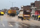 मानिकपुर: हल्की बारिश में 'तालाब' बना सभागंज चौराहा, लखनऊ-प्रयागराज हाईवे पर जलभराव से जनता त्रस्त