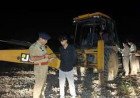 देहरा पुलिस की बड़ी कार्रवाई अवैध खनन में लगी जेसीबी और चार टिपर जब्त