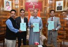 लोकायुक्त न्यायमूर्ति चंद्रभूषण बारोवालिया ने राज्यपाल को सौंपी मानवाधिकार आयोग की रिपोर्ट