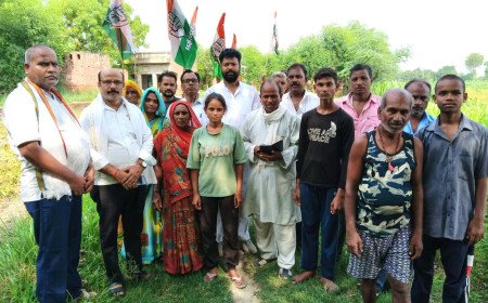 प्रयागराज: बहरिया की चौपाल में गरमाया राम मंदिर चंदा चोरी का मुद्दा, कांग्रेस का हमला