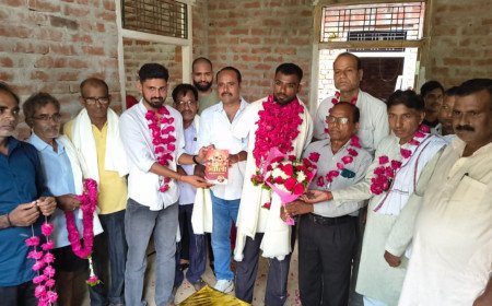 कड़ी मेहनत और अनुशासन ही सफलता की कुंजी: 20 वर्ष की उम्र में दरोगा बने 'गुदड़ी के लाल' दिवाकर सिंह यादव का भव्य सम्मान