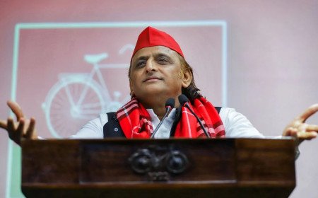 राम मंदिर दान चोरी ने खोला भाजपा में मतभेद, केंद्र-यूपी सरकार में स्पष्ट विभाजन: अखिलेश
