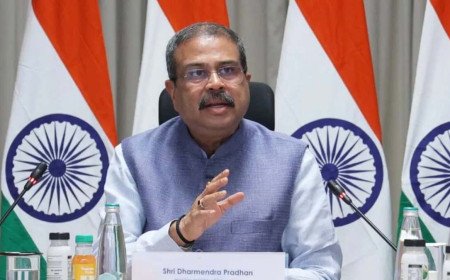 NEET-UG विवाद: शिक्षा मंत्री धर्मेंद्र प्रधान ने दिया इस्तीफा, CJP के प्रदर्शन के बीच लिया बड़ा फैसला