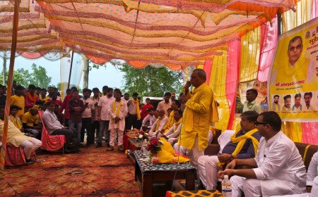 कैबिनेट मंत्री ओम प्रकाश राजभर ने अम्बेडकरनगर में जन चौपाल लगाकर सुनीं समस्याएं