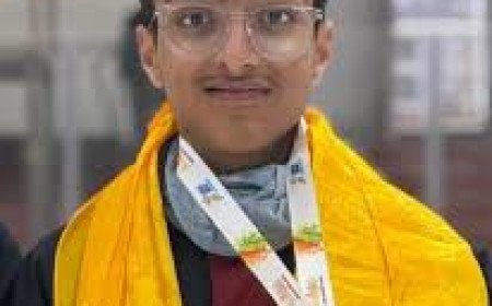 एशियन आइस स्केटिंग ट्रॉफी से पहले समर्थ ने मुख्यमंत्री सुखविंदर सिंह सुक्खू से आशीर्वाद लिया