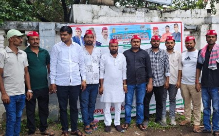 जौहर विश्वविद्यालय बचाने की मांग तेज: कौशाम्बी में समाजवादी छात्रसभा ने चलाया हस्ताक्षर अभियान