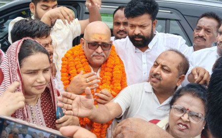 सरकार पेपर लीक के गुनहगारों को बचा रही है: अजय राय