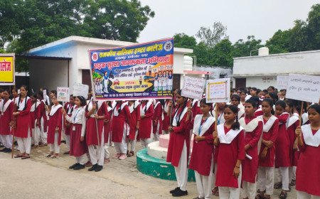 आईआईटी मद्रास और जिला प्रशासन ने अंबेडकरनगर में आयोजित की भव्य सड़क सुरक्षा पदयात्रा