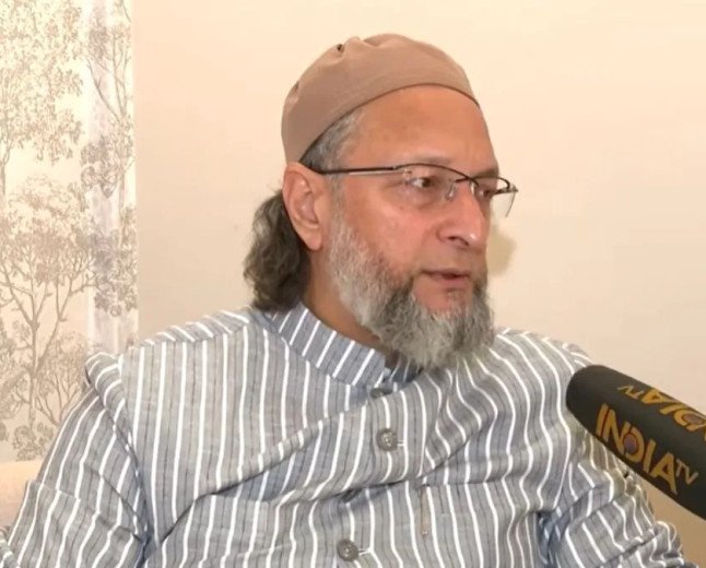 ओवैसी ने कहा: 2027 में भाजपा के खिलाफ सपा-बसपा से गठबंधन को एआईएमआईएम तैयार