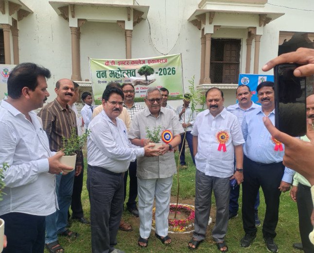 'ग्लोबल वार्मिंग से जंग का एकमात्र हथियार है वृक्षारोपण