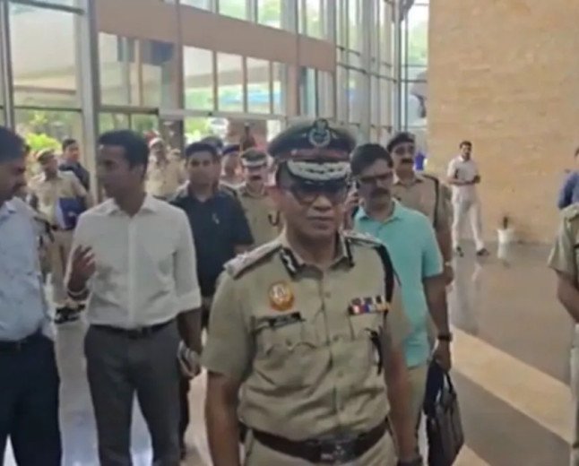 वरिष्ठ आईपीएस अनुराग कुमार दिल्ली के नए पुलिस आयुक्त नियुक्त किए गए