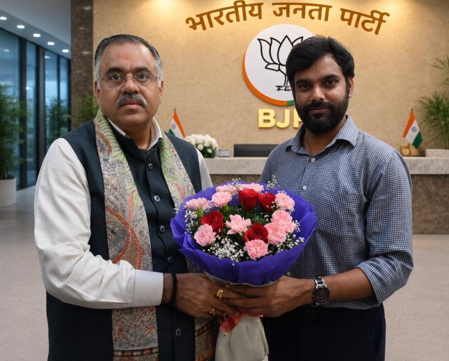 सत्ता के शिखर पर कौशाम्बी का लाल: डॉ. सुशील द्विवेदी बने भारत सरकार में जॉइंट सेक्रेटरी