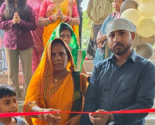कानपुर: 'The Glam यूनिसेक्स सलोन' का भव्य शुभारंभ, बजट फ्रेंडली दाम में मिलेंगी प्रीमियम सौंदर्य सेवाएं