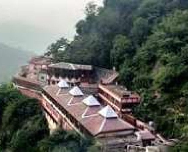 हमीरपुर: दियोटसिद्ध मंदिर के ऑडिट में 99 ग्राम चांदी की हेराफेरी उजागर