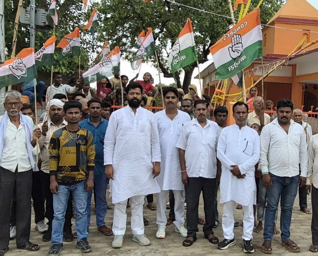 प्रयागराज: राहुल गांधी के 'छात्रों की गूंज' कार्यक्रम को सफल बनाने में जुटी कांग्रेस, निष्क्रिय पदाधिकारियों पर गिरेगी गाज