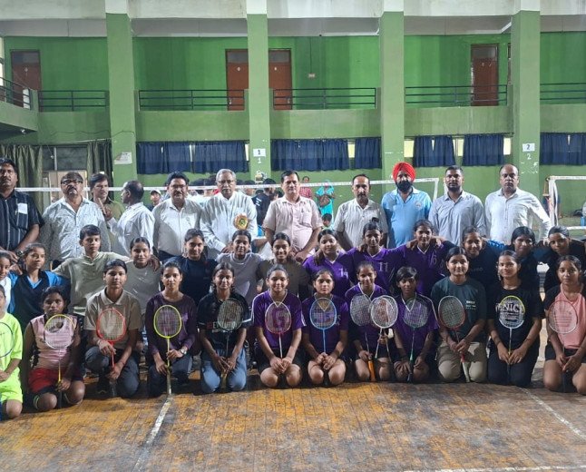 प्रयागराज: नगर उत्तर संभाग बैडमिंटन स्पर्धा में बृज बिहारी सहाय व केपी इंटर कॉलेज का दबदबा, सेंट एंथोनी ने बालिका वर्ग में लहराया परचम