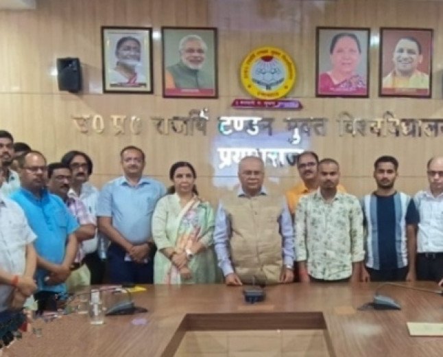 यूपीआरटीओयू में जुलाई-2026 प्रवेश सत्र का शानदार आगाज; समर्थ पोर्टल से अब घर बैठे मिलेगा सीधा दाखिला, तुरंत जेनरेट होगा एनरोलमेंट नंबर