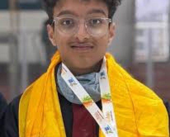 एशियन आइस स्केटिंग ट्रॉफी से पहले समर्थ ने मुख्यमंत्री सुखविंदर सिंह सुक्खू से आशीर्वाद लिया