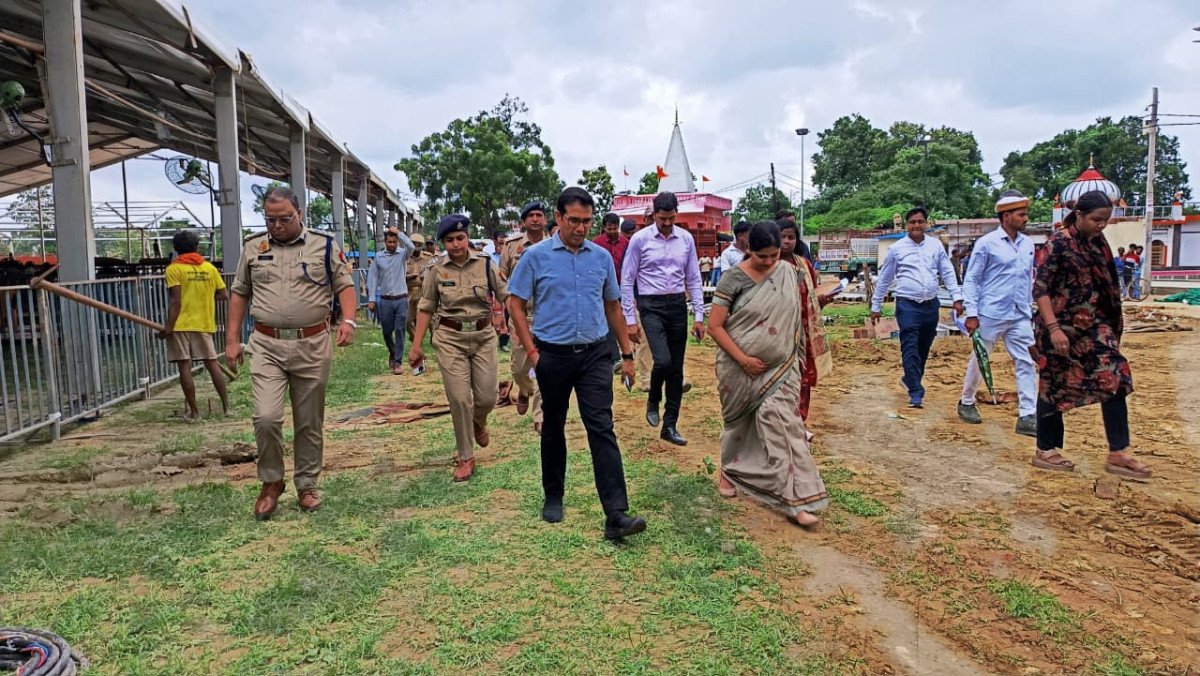 अम्बेडकरनगर: 7 अगस्त को मुख्यमंत्री का प्रस्तावित दौरा, मंडलायुक्त व डीआईजी ने गोविंद साहब में तैयारियों का लिया जायजा